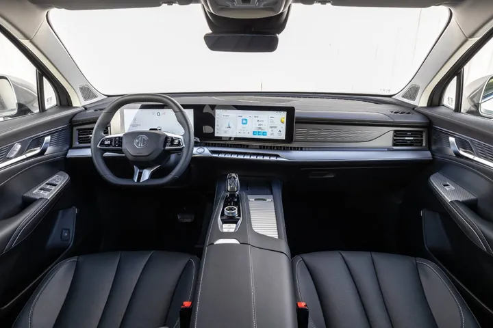 mgs9_phev interni complessivi