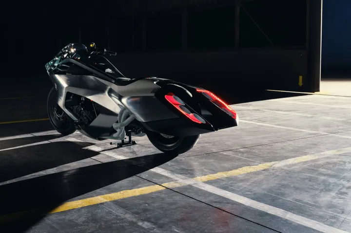 BMW Motorrad Vision K18 posteriore