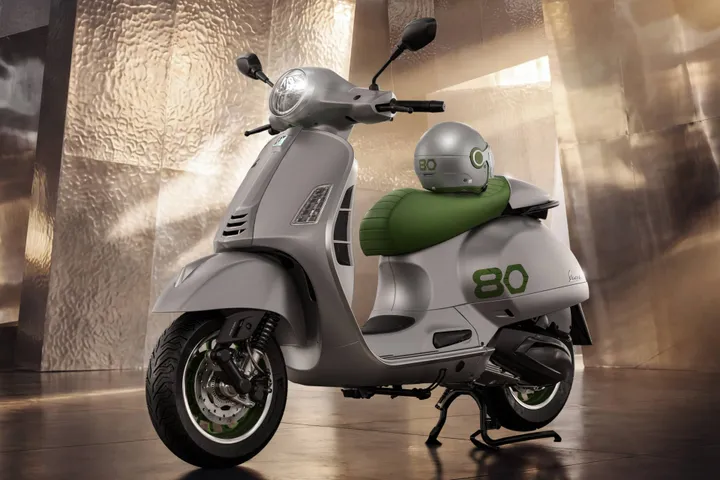 01-vespa-edizione-ottantesimo anteriore