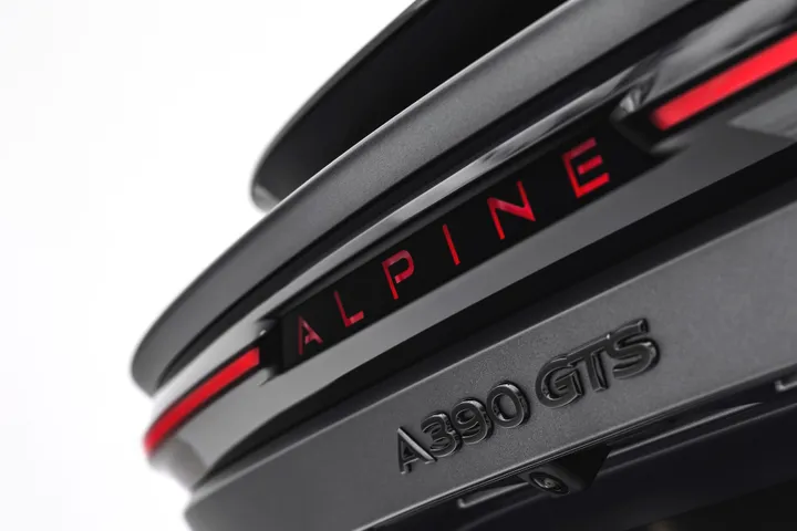 Alpine A390 2026 12