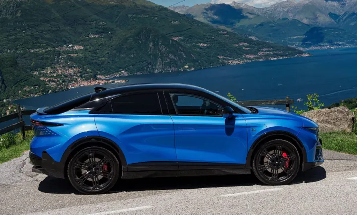 Alpine A390 2026 17
