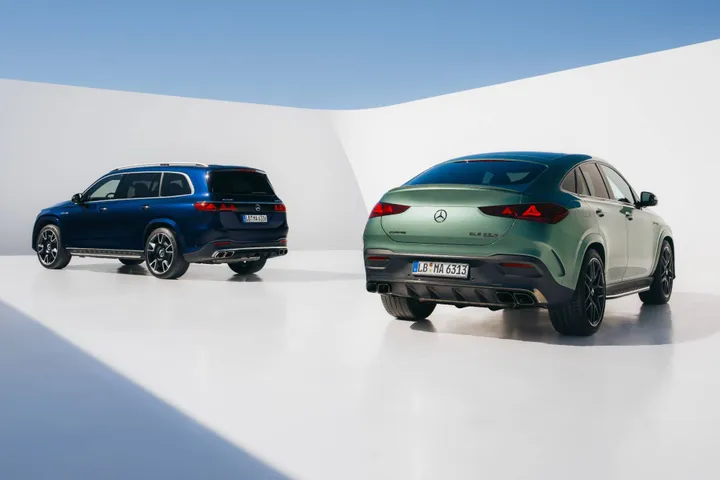 mercedes-gle-amg-2 posteriore di entrambe le versioni