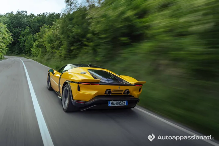 Ferrari 849 Testarossa dinamica posteriore