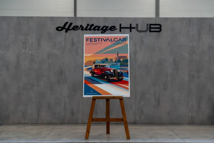 Locandina Festival Car 2026 con sfondo heritage hub