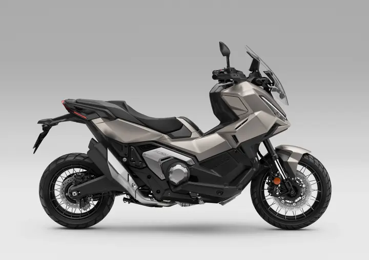 27ym-honda-x-adv laterale