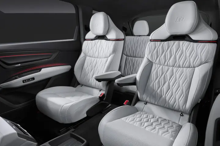 Audi Q9 sedili posteriori