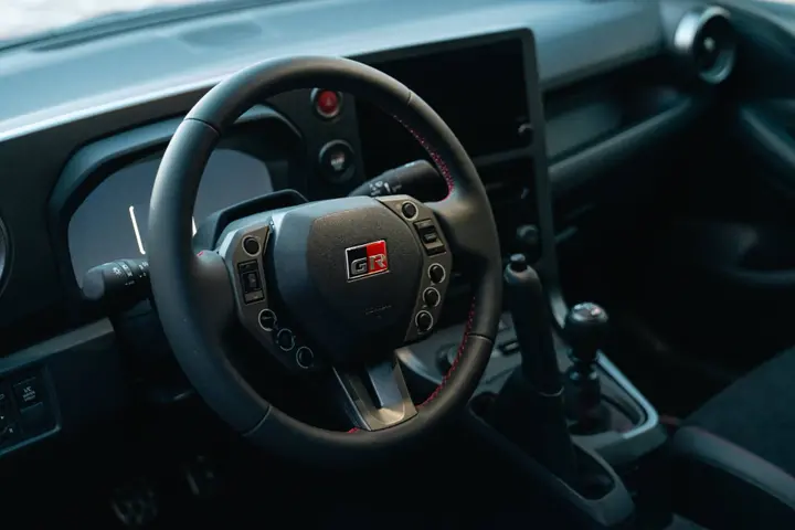 GR Yaris 2026 volante