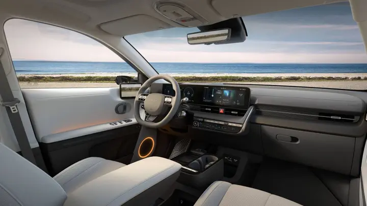 Nuova Hyundai Ioniq 5 2027 interni