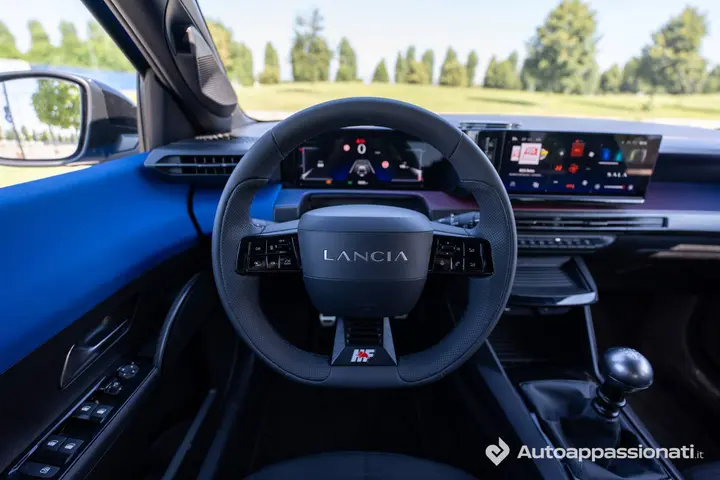 Lancia_Ypsilon_Turbo_100
