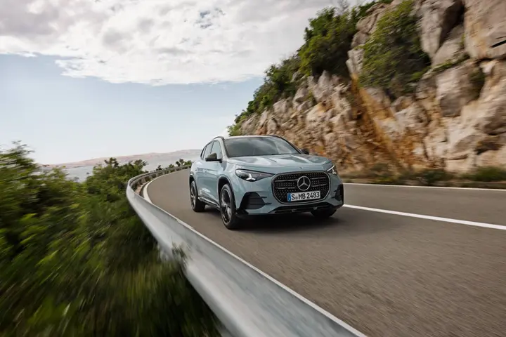 Mercedes_CLA_2026_06