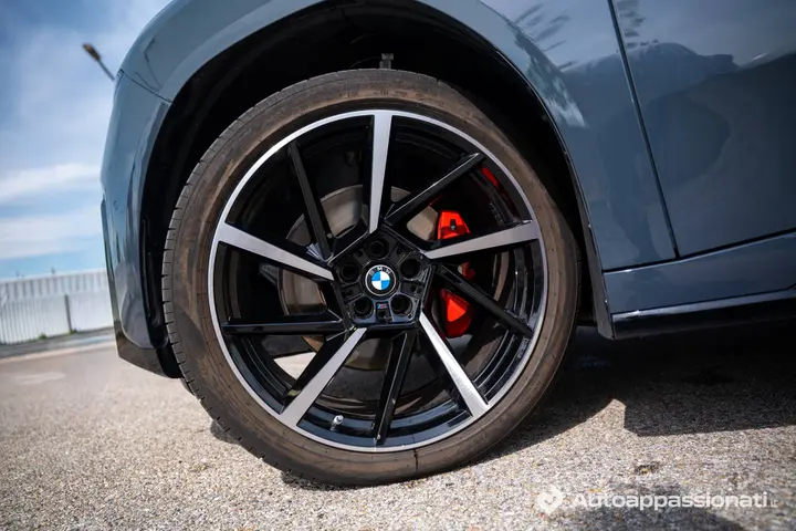 BMW iX3 cerchio