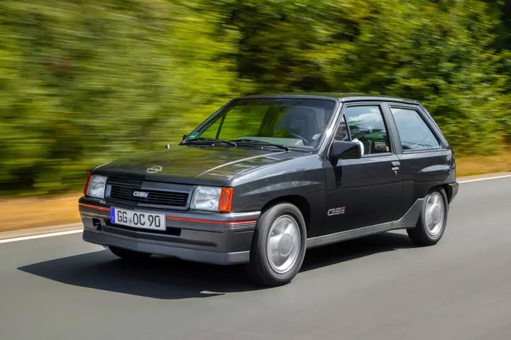 opel-corsa-a-gsi