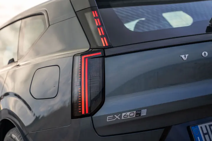 VolvoEX60_26