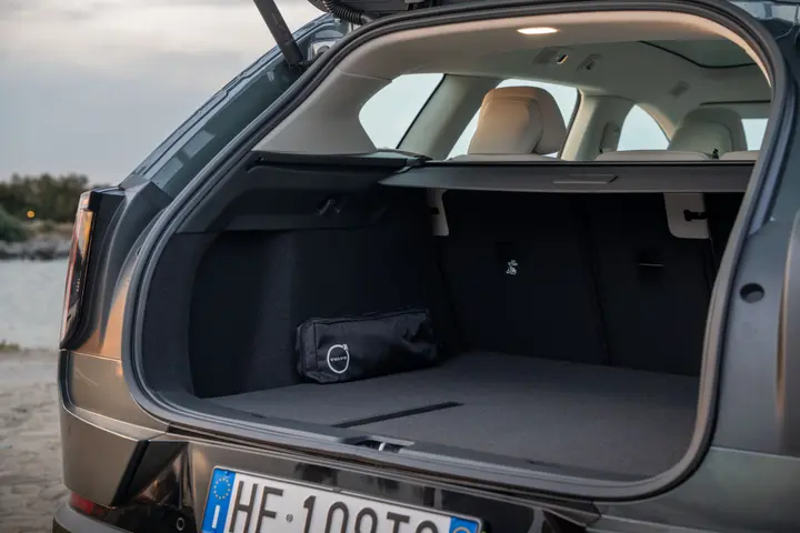 VolvoEX60_38