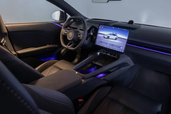 Zeekr7GT interni complessiva