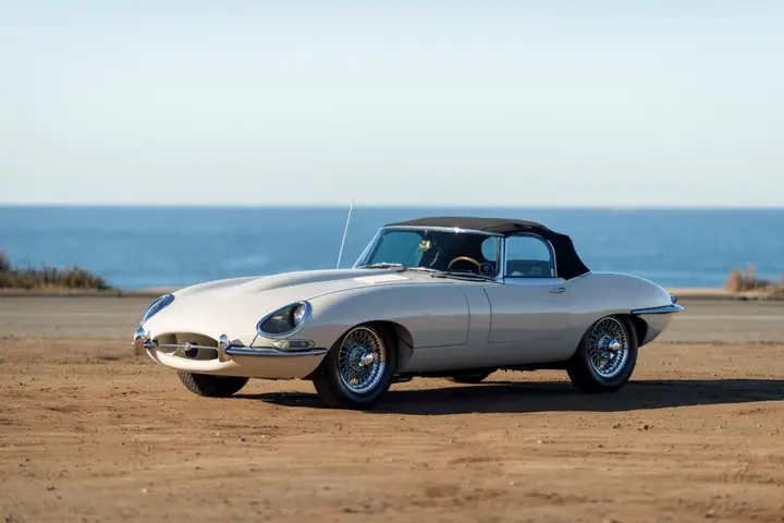 jaguar_e-type_4.2-litre_open_two_seater_63