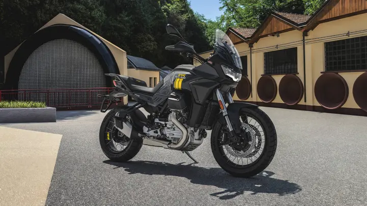 moto-guzzi-stelvio-105th-anniversary