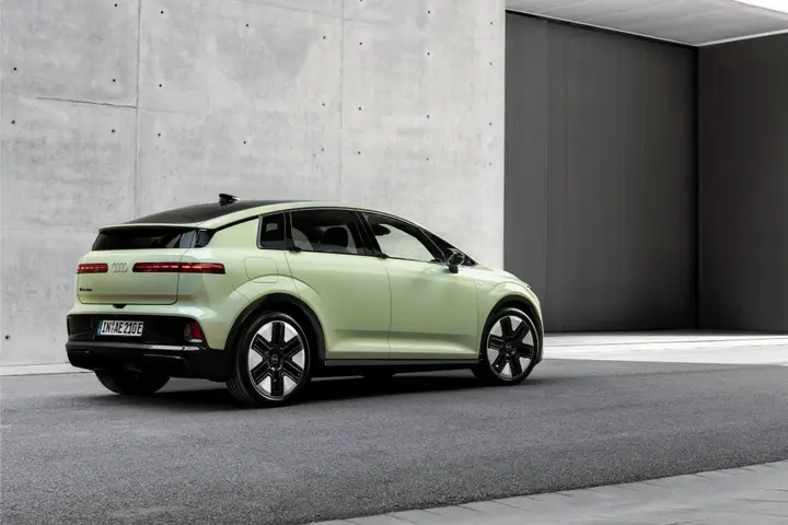 Audi A2 e-tron posteriore
