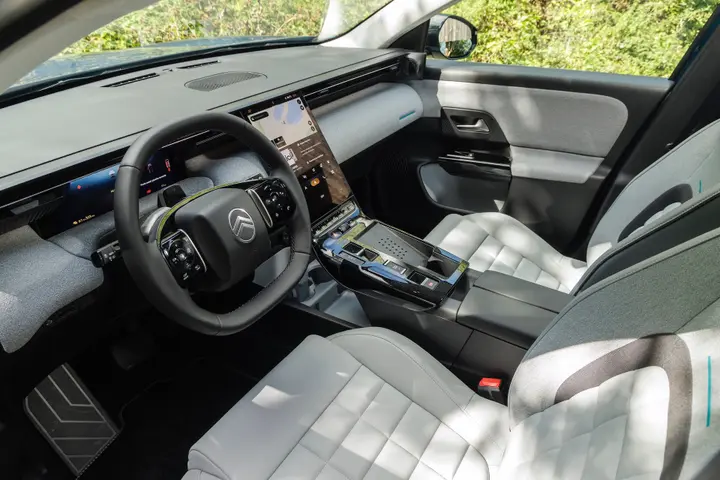 Citroen C5 Aircross Emeraude 2026 4