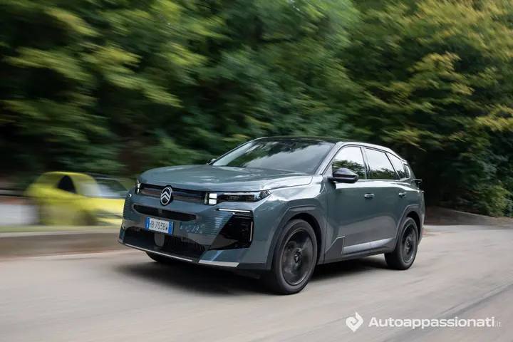 Citroen_C5_Aircross_ibrida_11
