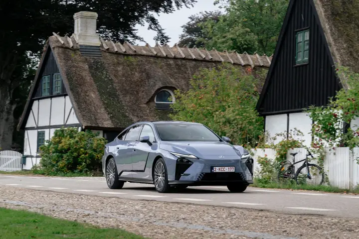 Lexus ES 2026 2