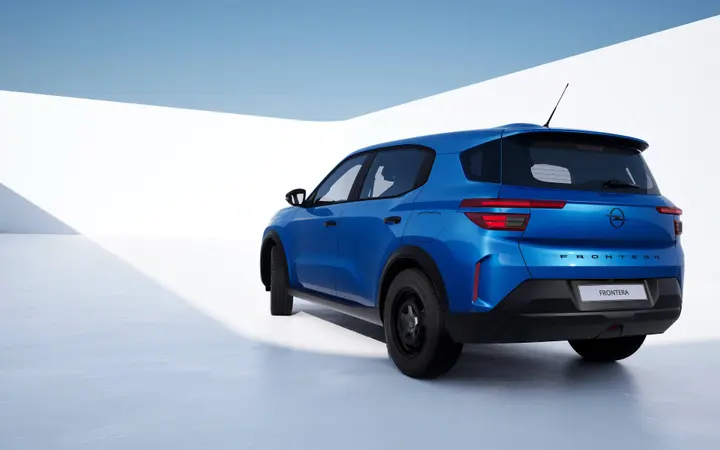 opel-frontera-start posteriore