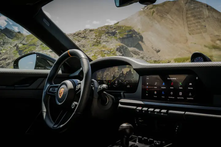 Porsche 911 Bergsport interni
