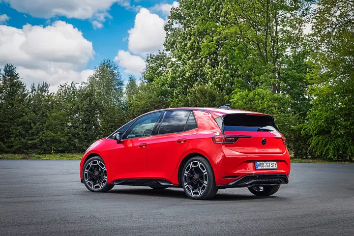 Volkswagen ID.3 GTI 2026 7