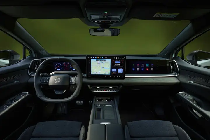 L'abitacolo della Volkswagen ID.Tiguan 2027