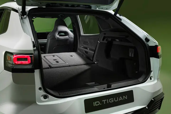 Il bagagliaio della ID. Tiguan si estende fino a 1.577 litri