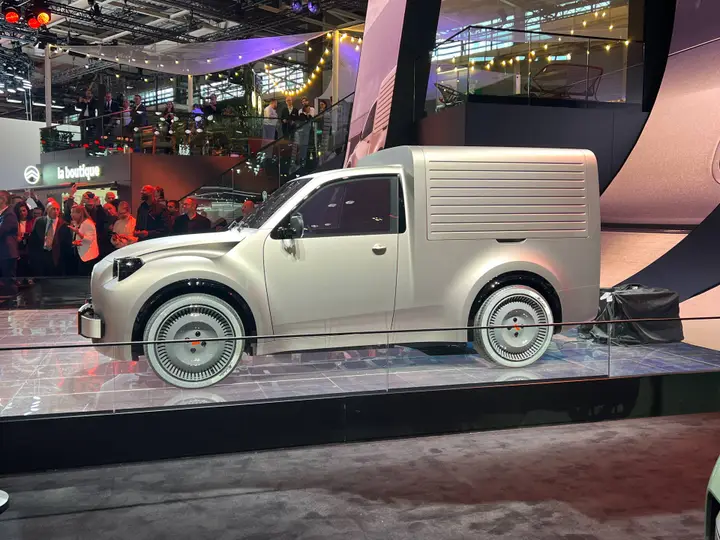 Citroen 2 CV Fourgonnette laterale