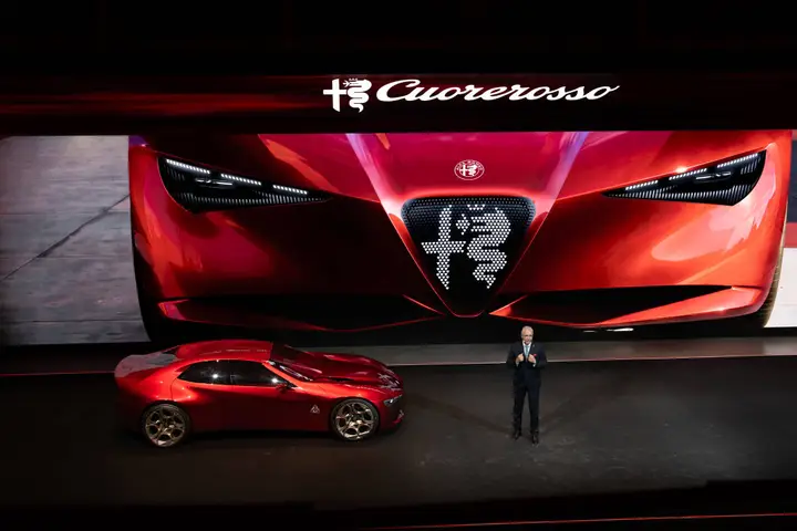 Alfa Romeo Cuorerosso Ficili