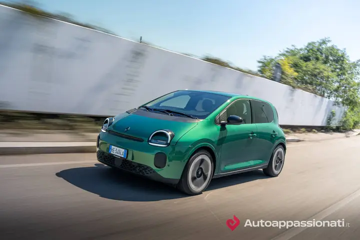 Renault Twingo dinamica anteriore