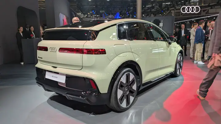 Audi A2 e-tron posteriore
