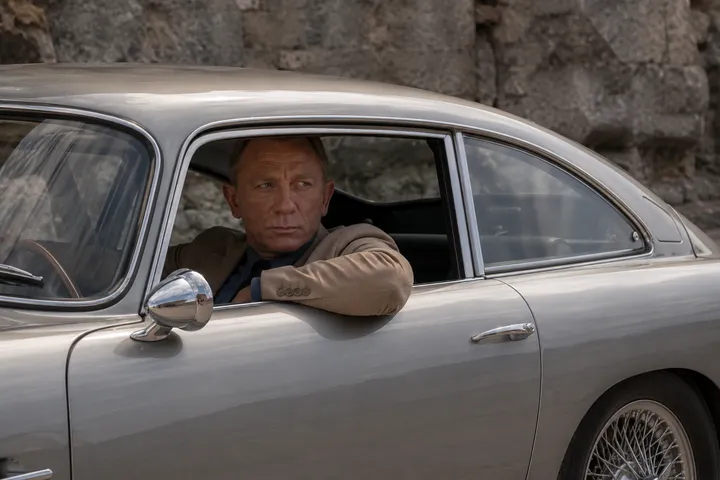 Aston Martin James Bond