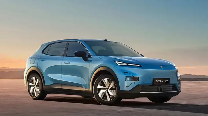 Changan Deepal S07