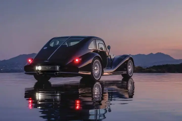 Morgan Midsummer Coupé 4