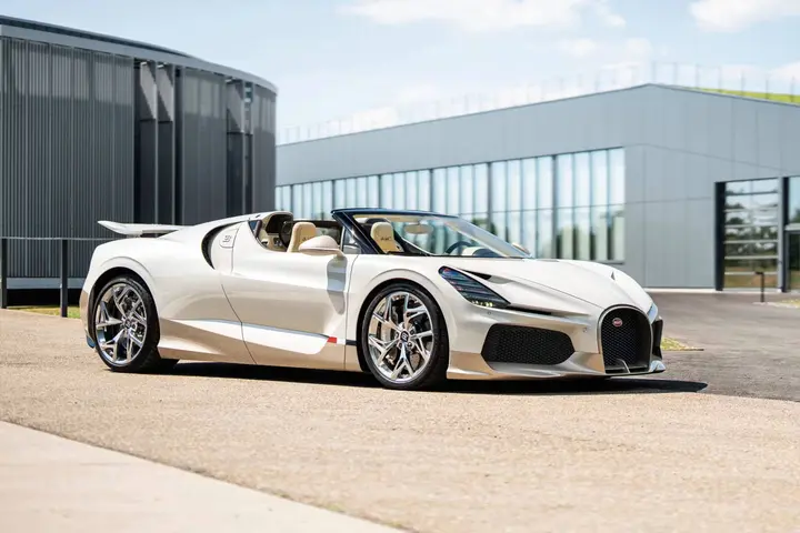 02-2606-BUGATTI-W16-Mistral-End-of-Production-1-scaled