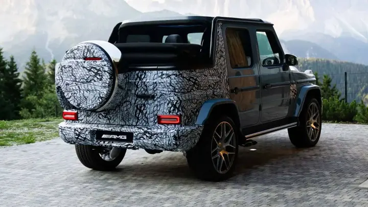 2027-mercedes-amg-g63-cabriolet-partially-camouflaged-prototype