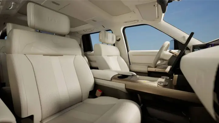 Freelander 8 studio-8