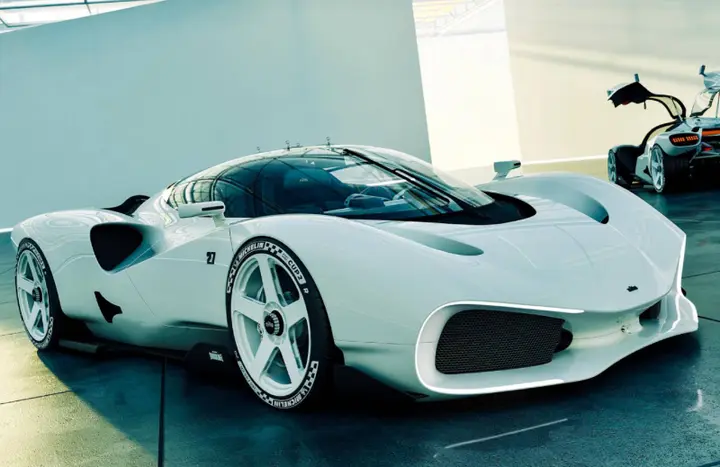 Nilu27-hypercar (5)