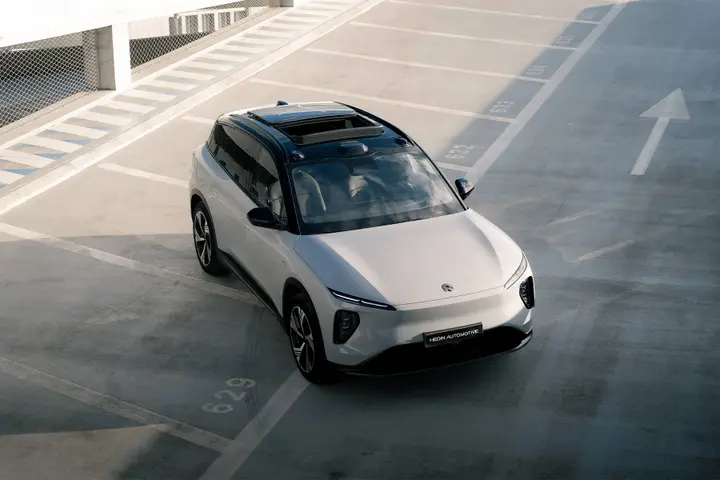nio-el6