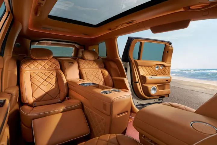 2027-genesis-gv90-neolun-coach-doors-4