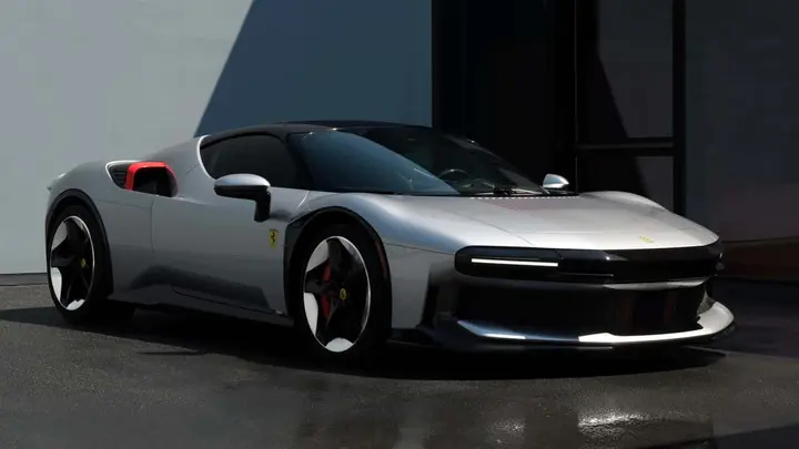 ferrari-cz26