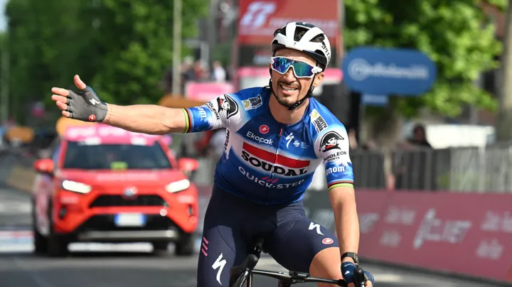 Alaphilippe dio muestras de volver a su mejor nivel en el Giro de Italia 2024
