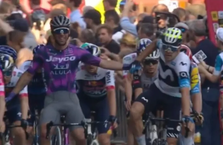 Jon Barrenetxea no pudo con Michael Matthews en la Eschborn-Frankfurt.