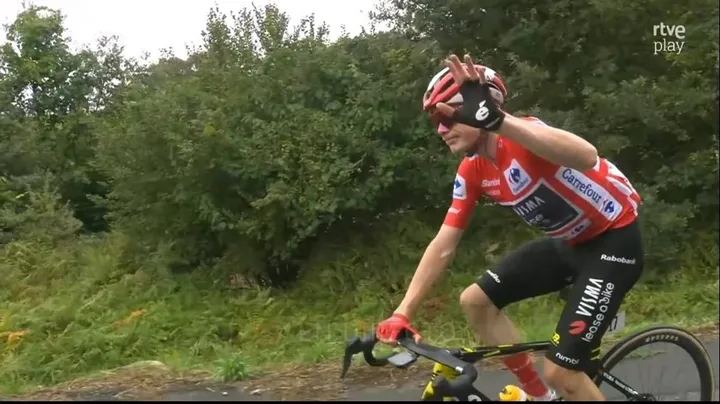 Jonas Vingegaard sigue líder de la Vuelta a España 2025 tras 16 etapas