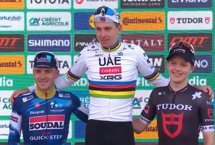 Michael Storer se subió al podio de Lombardia con Pogacar y Evenepoel.