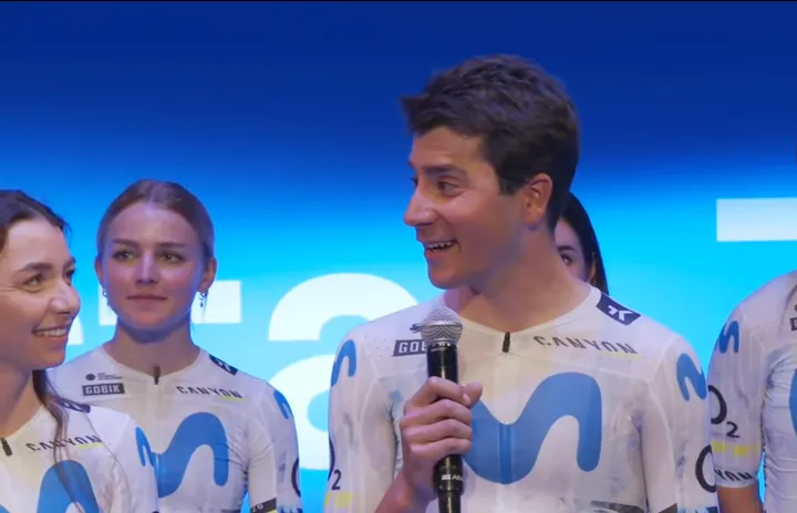 Cian Uijtdebroeks, en la presentación de Movistar Team para 2026