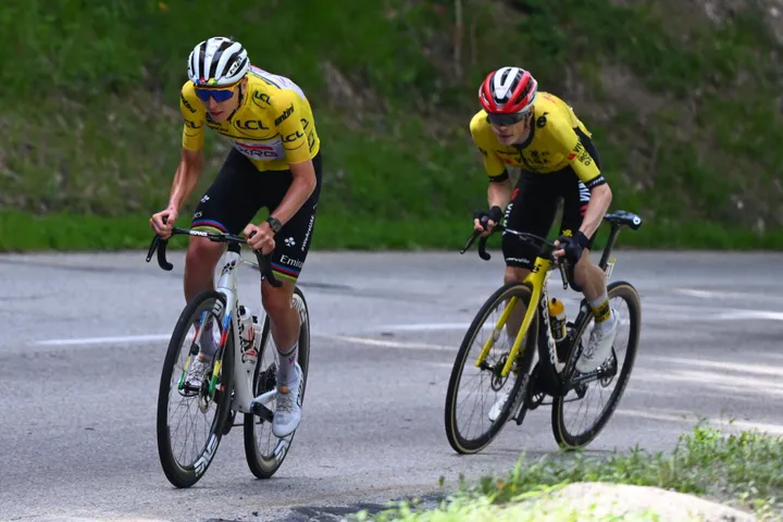 Tadej Pogacar y Jonas Vingegaard, en el Criterium du Dauphiné 2025